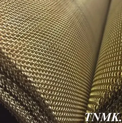 Фото №0 Сетка латунная ГОСТ 6613-86 полутомпаковая ячейка 0,5мм d=0,25мм