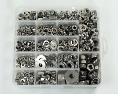 фото Комплект крепежа "Гайки, шайбы М5-М10 нержавеющая сталь А2" 686 единиц