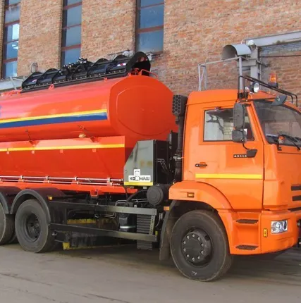 Фото №0 Поливомоечная КО-823 на шасси КАМАЗ-65115-3082-23