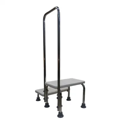 Фото №1 Ступень для ванны ЮКИ FS569S с ручкой