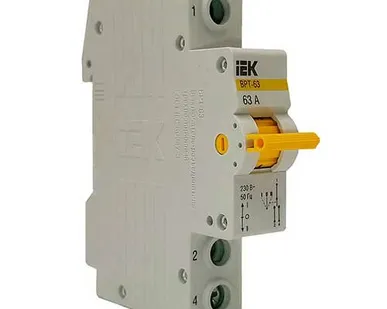 фото Переключатель трехпозиционный IEK 1P 63А