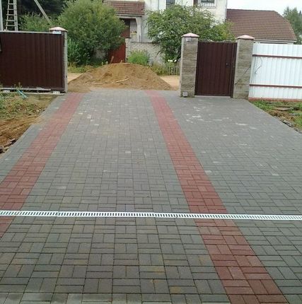 Фото №0 Укладка тротуарной плитки
