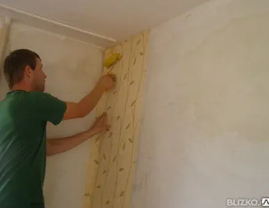 фото Поклейка обоев