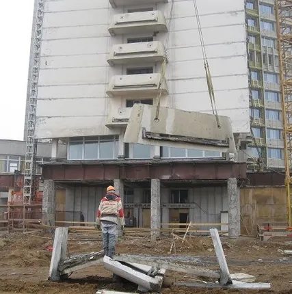 Фото №0 Демонтаж балконов