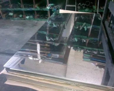 фото Лист AISI 430 ( зеркало в плёнке ) 1000х2000 мм 1250х2500 мм