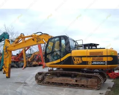 фото Аренда гусеничного экскаватора JCB JS 200, Москва