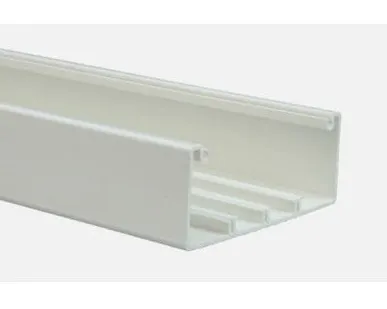 фото Кабель-канал без крышки 80x35 DLP Legrand 010411