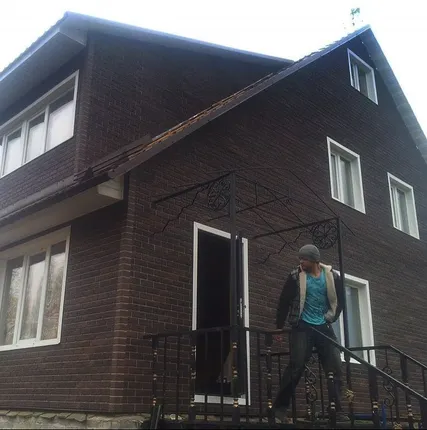 Фото №1 Фасадная панель для наружной отделки дома Альта Профиль Кирпич Жжёный