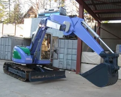 фото Экскасватор Hitachi EX75UR