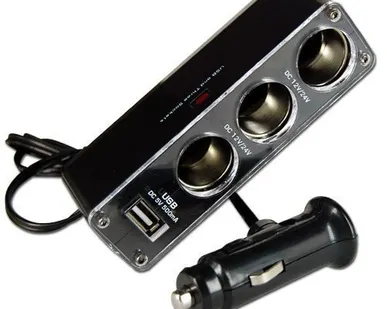 фото Тройник в прикуриватель 3 х