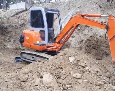 фото Аренда мини-экскаватора Hitachi EX30, Ялта