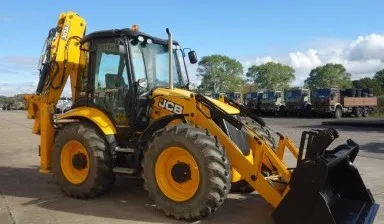 фото Аренда экскаватора JCB