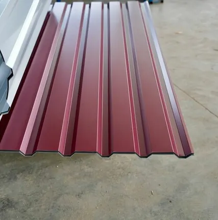 Фото №0 Профлист МП-20 / красный / 0.45 мм. - RAL 3005 / Винно-красный - Глянцевая - с ЛКП - Второй - МП-20 - Стандартные - Розница