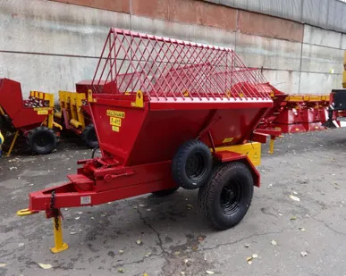 фото Пескоразбрасыватель Л-415 (разбрасыватель песка Л-415)
