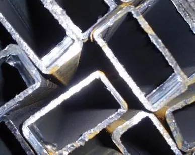 фото Труба профильная от 10х10 до 400х300 квадратная, прямоугольная в наличии