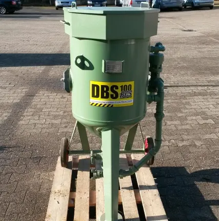 Фото №0 ДРОБЕСТРУЙНАЯ УСТАНОВКА CONTRACOR DBS 100 RCS