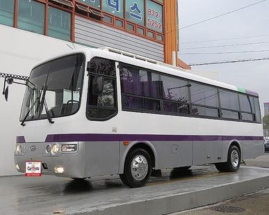 фото Туристический автобус Hyundai Aerotown