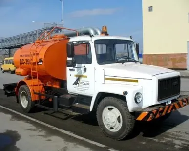 фото Автогудронатор ДС-39Г2
