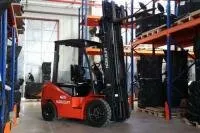 фото Дизельный вилочный погрузчик Noblelift FD4P30 Mitsubishi S4S