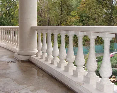 фото Балясины из песчаника