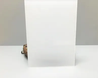 фото Оргстекло (акриловое стекло) КИВИ Белое 6 мм (1,525*2,05 м)