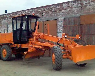 фото Предоставляем автогрейдер в аренду