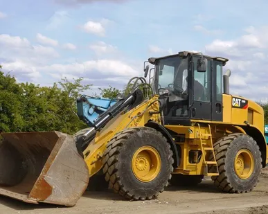 фото Фронтальный погрузчик Caterpillar 930H