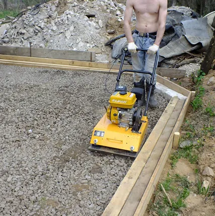 Фото №0 Устройство щебеночной подготовки под фундаменты