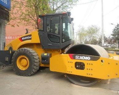 фото Дорожный каток XCMG XS203JE