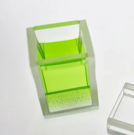 Фото №0 Кварцевая кювета для КФК,   1 мм (без крышки)