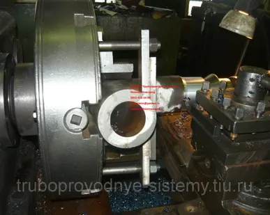 фото Колено с фланцами Ду 10 мм Ру до 100 МПа ГОСТ 22794-83 Исп. 2,4 (М24х2)