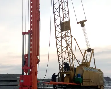 фото Мачта копрово-бурильная SPM-14