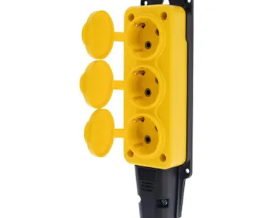 фото Розетка штепсельная трехместная влагозащищенная с заземл. 16А IP54 каучук желт. Rexant 111-126