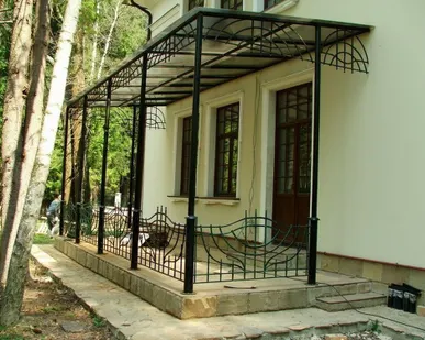 фото Навес из поликарбоната для дачи