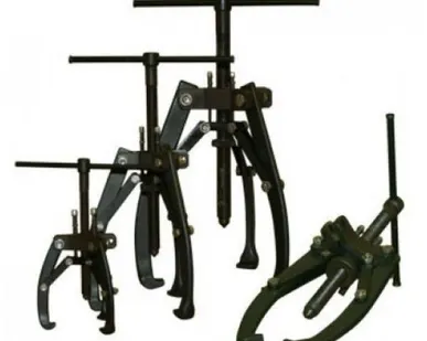 фото Съемник с винтовым приводом и механизмом центрирования и захвата СВ5