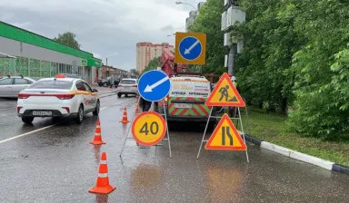 фото Машина прикрытия по городу, область.
