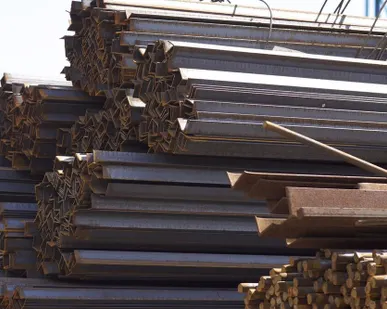 фото Уголок нержавеющий AISI 304 г/к 80х80х8 мм