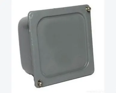 фото Коробка протяжная У-995 н/у металл грунт 171х171х101мм IP54 Россия