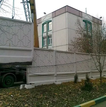 Фото №0 Демонтаж ж/б забора