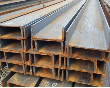 фото Швеллер г/к 24 за 1 метр