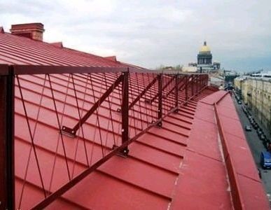 фото Кровельные ограждения (в т.ч. для плоской кровли)