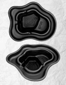 фото Декоративный садовый пруд 270 черный