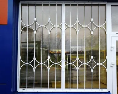 фото Решётка оконная