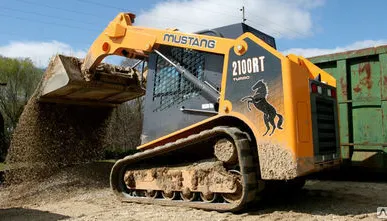 фото Гусеничный минипогрузчик Mustang 2100RT В НАЛИЧИИ