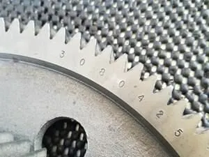 Фото №0 поддон для масла двигателя caterpillar c7, краска отслаивается