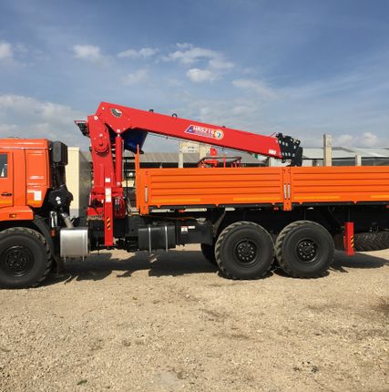 Фото №0 Бортовой КАМАЗ-43118 с тросовым КМУ HORYONG HRS 216