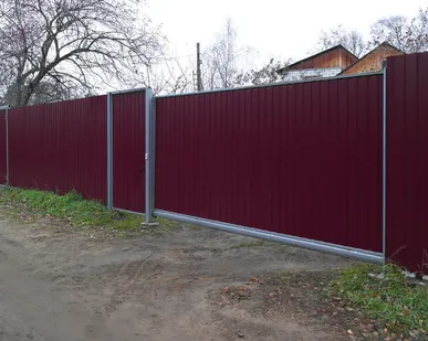 фото Откатные ворота Эконом на винтовых сваях