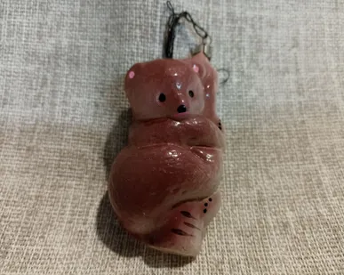 фото Игрушка ёлочная мишка на берёзе. СССР