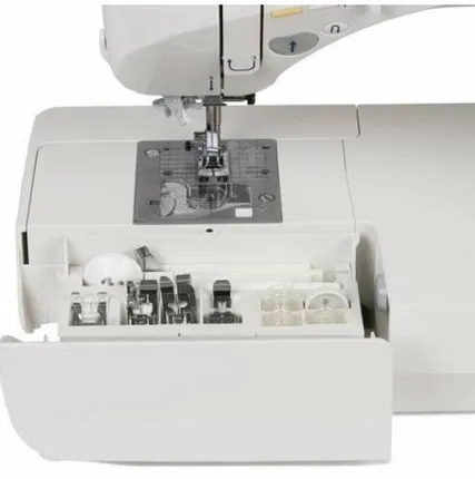 Фото №0 Швейная машина Juki Majestic M-200E, белый