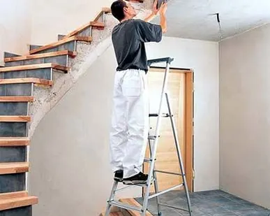 фото Zarges Стремянка с лотком для инструмента Z100 Германия